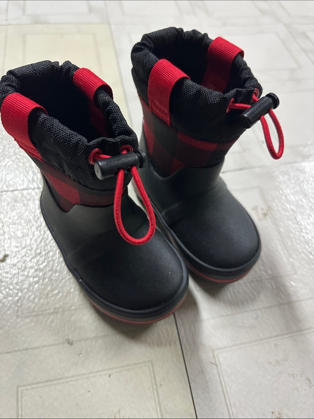 Cat and Jack Kids Black and Red Waterproof Winter Boots